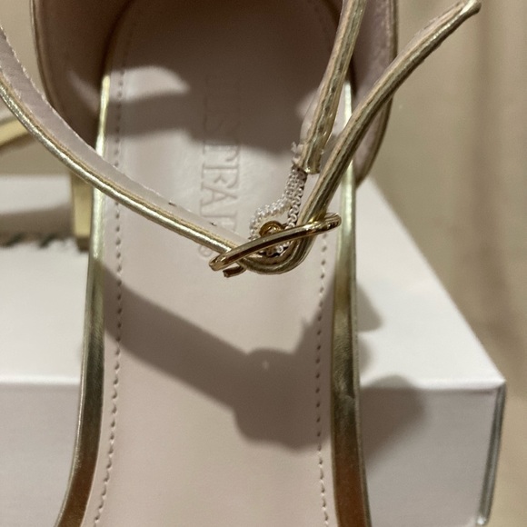 New Noura Heeled Sandal Gold Size 8.5 - Picture 2 of 10